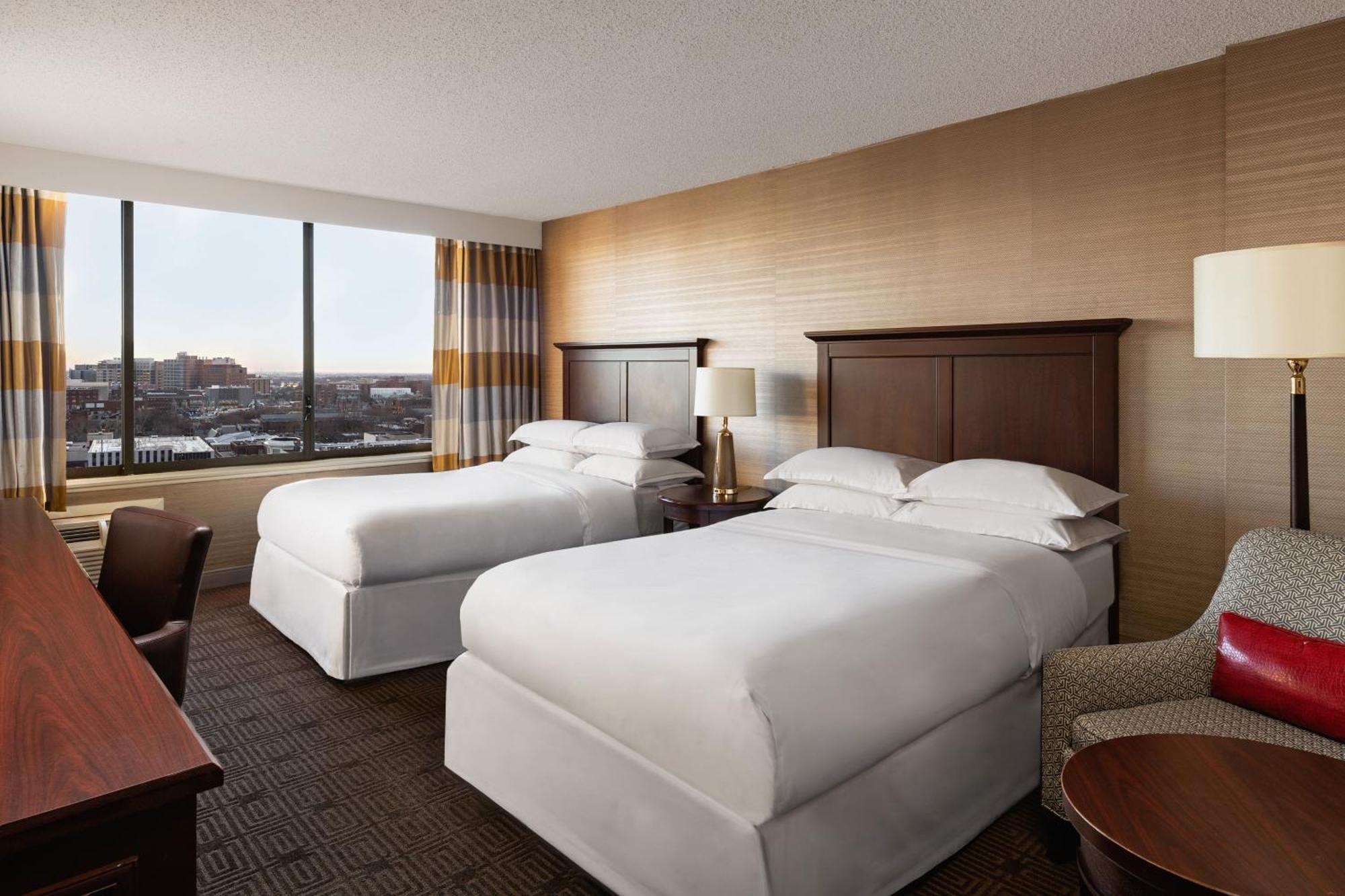 Sheraton 3*